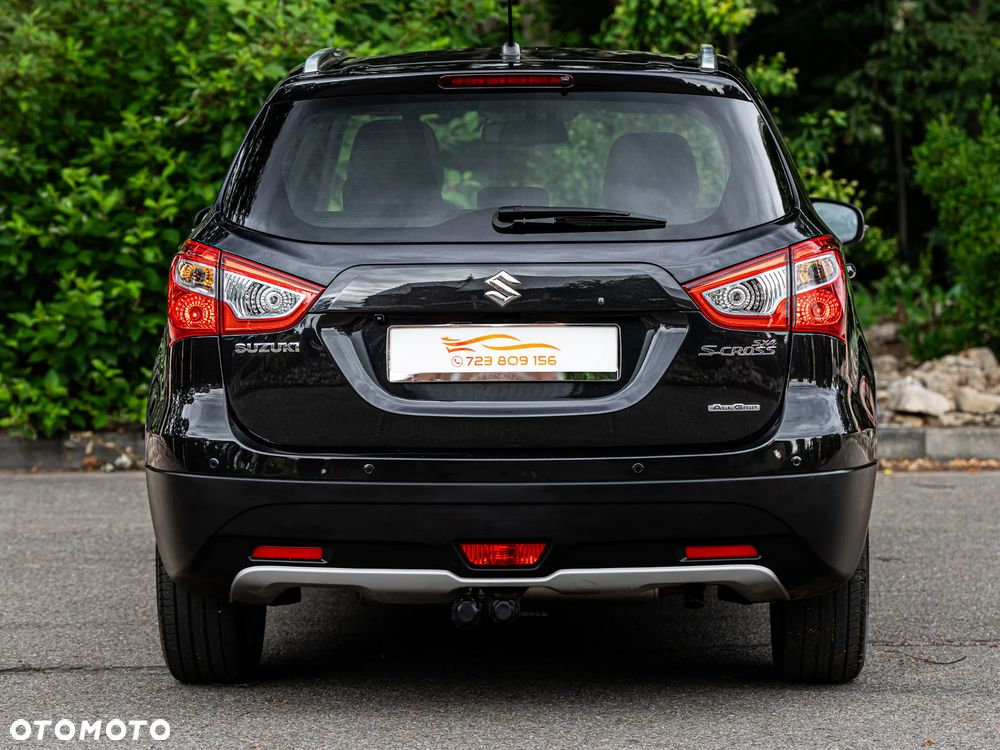 Suzuki SX4 S-Cross 1.6 Premium 4WD - 24