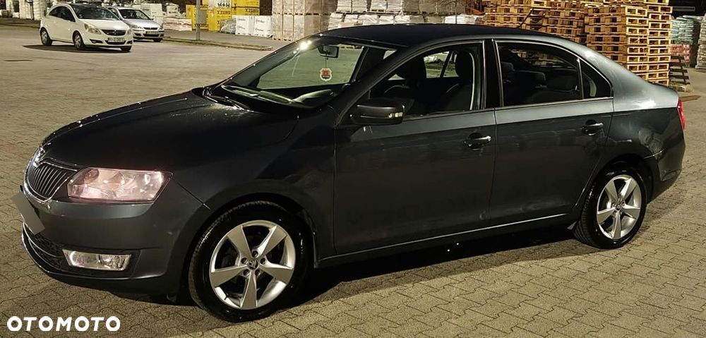 Skoda RAPID 1.2 TSI Style - 39