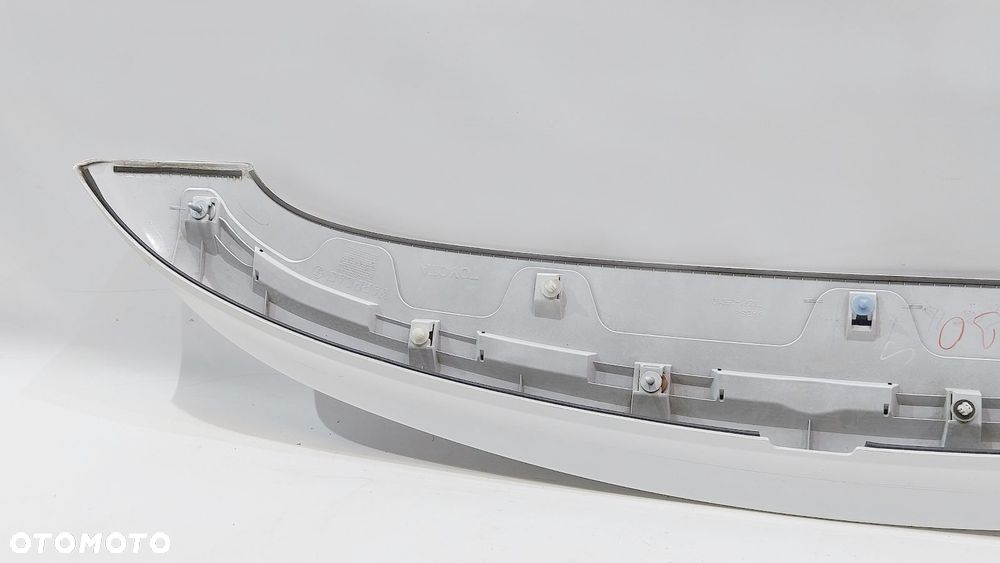 spoiler lotka daszek klapy tył toyota verso 14r lift - 5