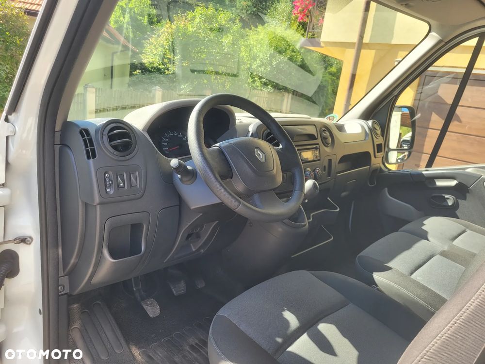Renault Master - 32
