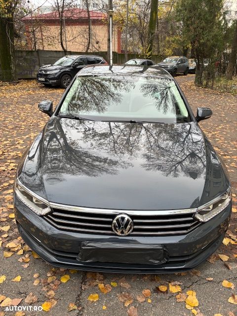 Volkswagen Passat 1.6 TDI Comfortline - 1