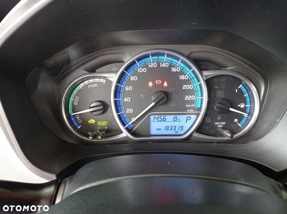 Toyota Yaris - 10