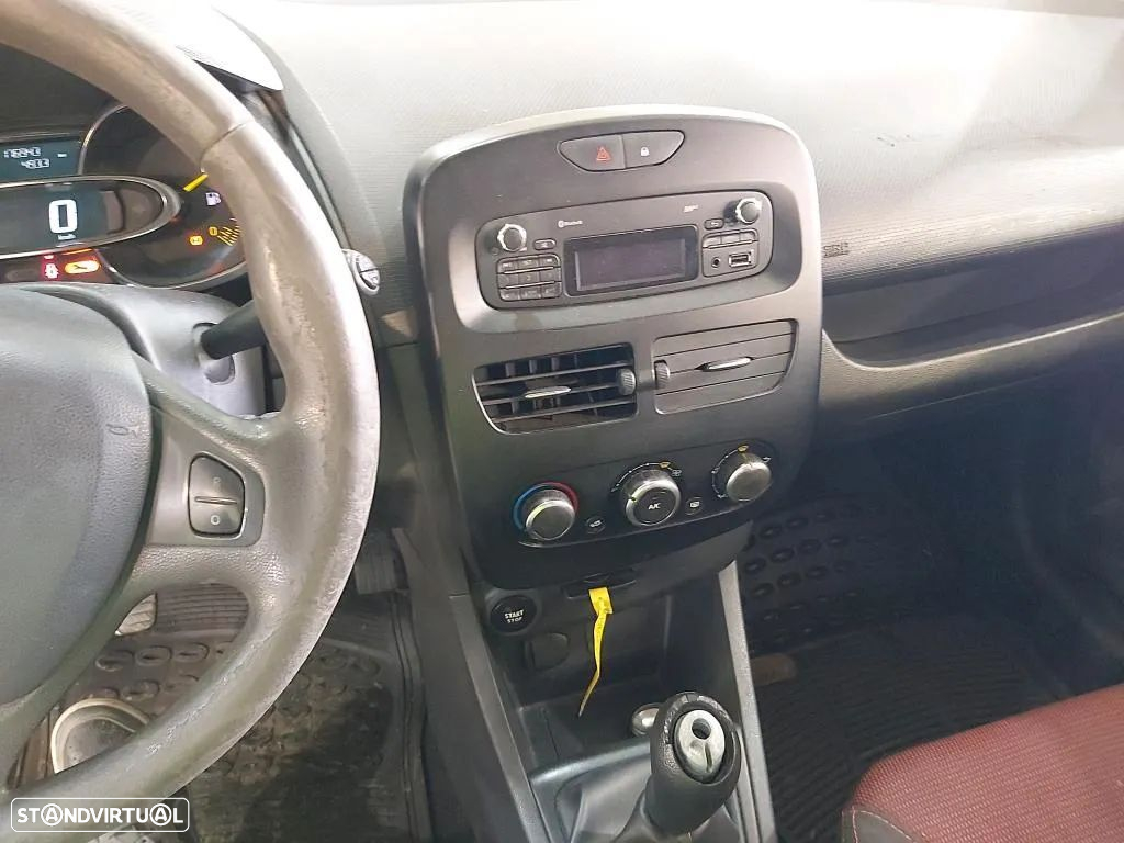 Renault Clio 1.5 dCi Confort - 7
