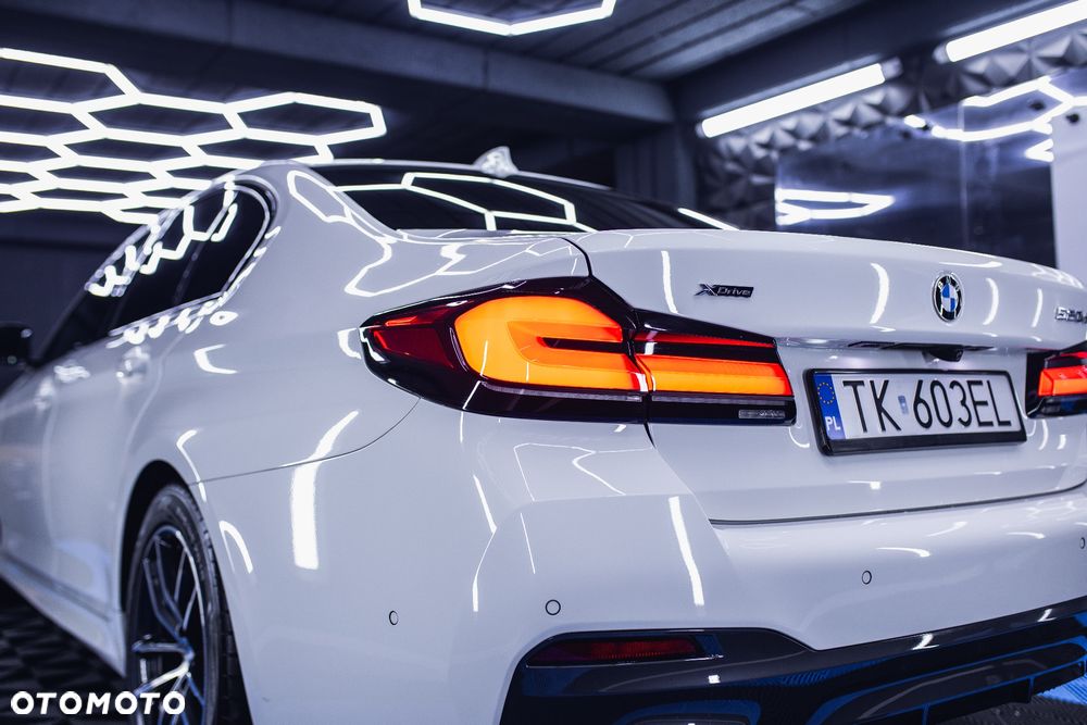 BMW Seria 5 520d xDrive MHEV M Sport sport - 19
