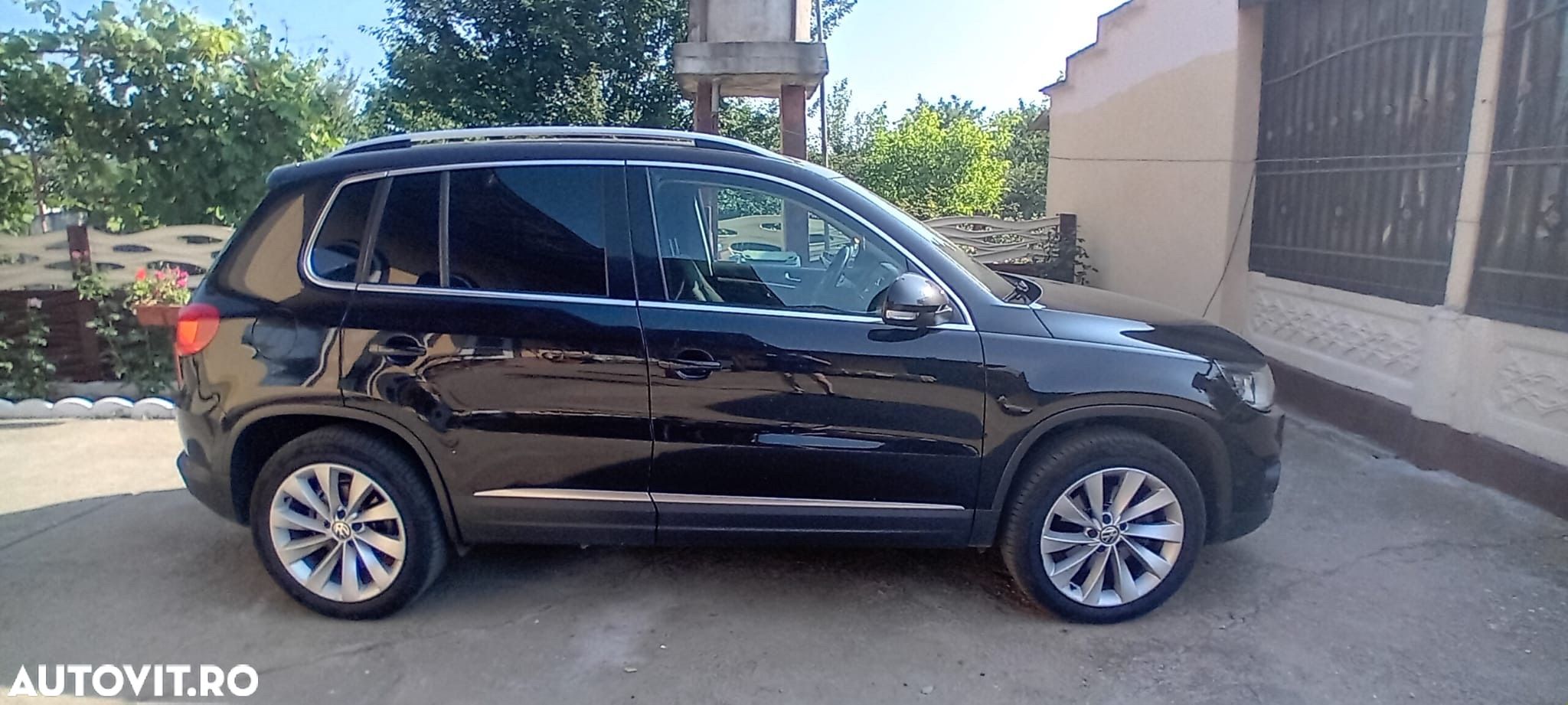 Volkswagen Tiguan 2.0 TDI 4Motion DSG BMT Sport & Style - 1