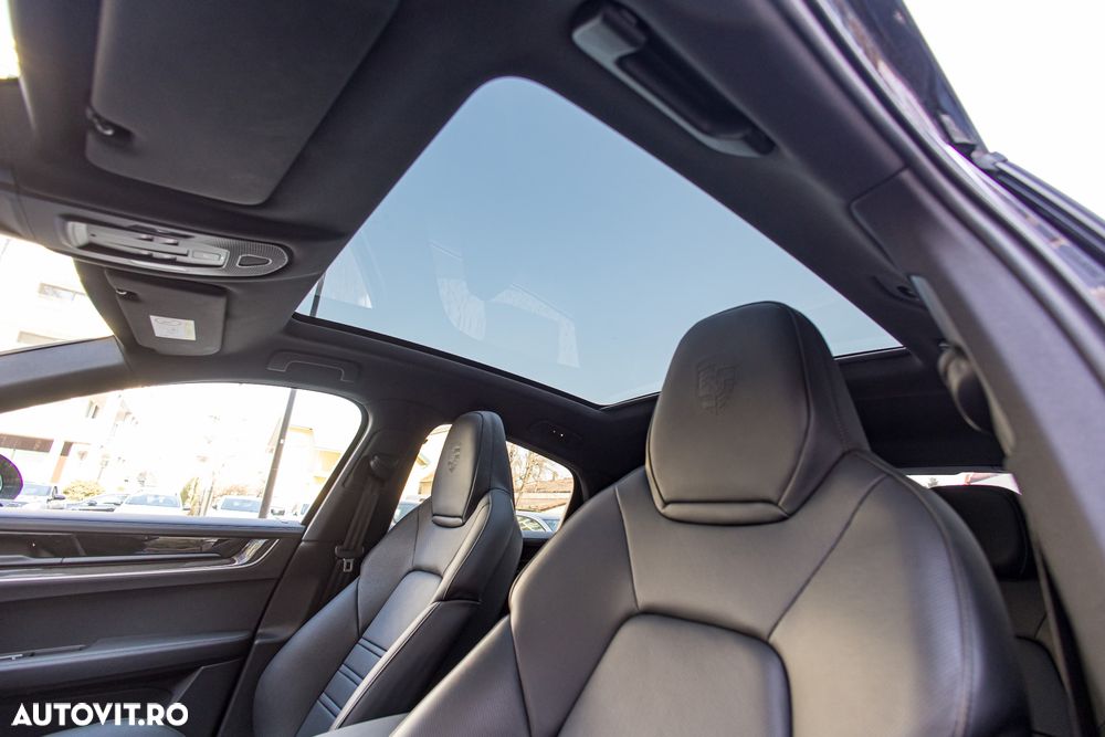 Porsche Cayenne Standard - 30