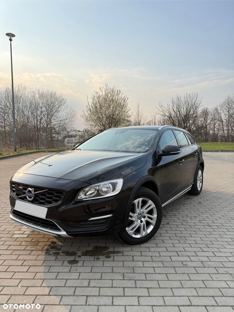 Volvo V60 Cross Country D3 Geartronic Summum - 5