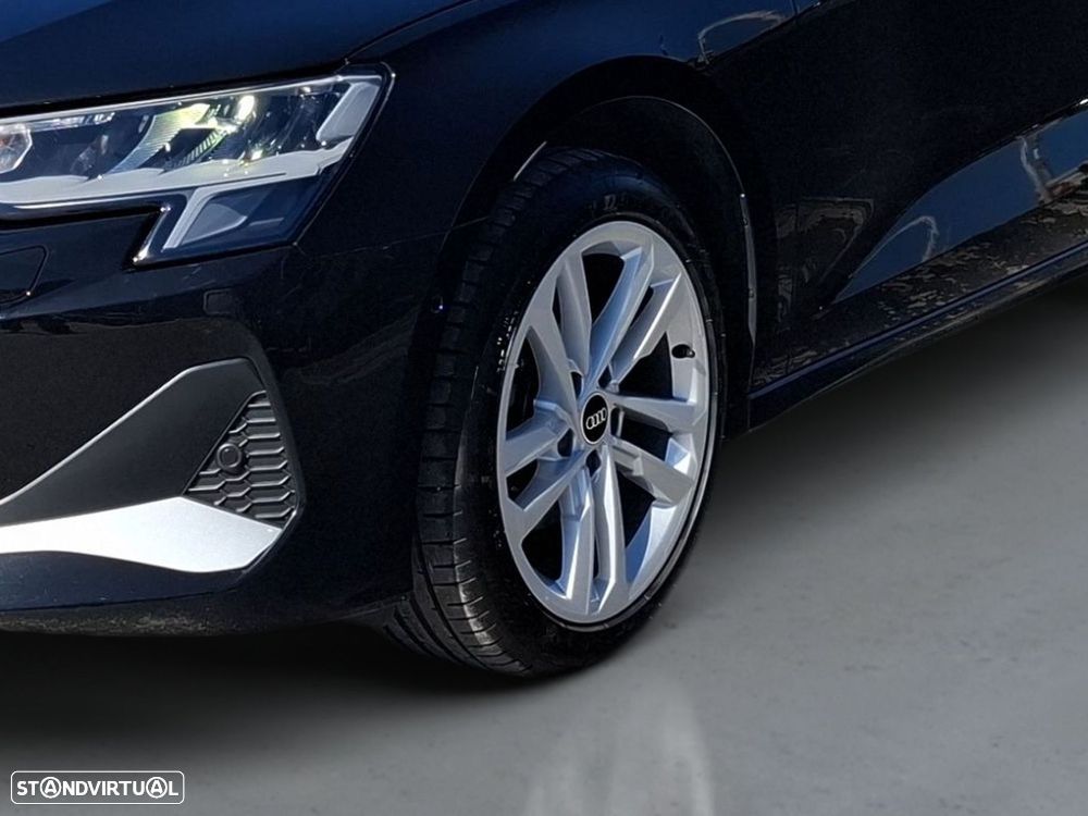 Audi A3 Sportback 30 TFSI Advanced S tronic - 4