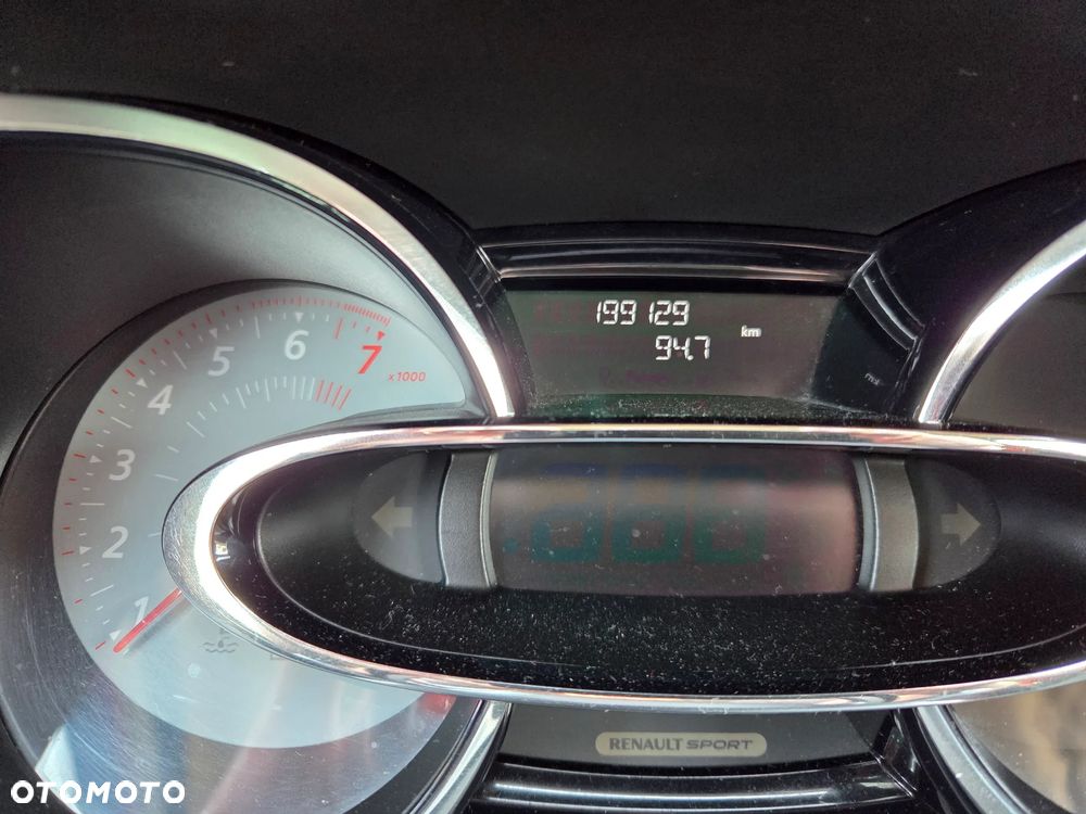 Renault Clio 1.6 R.S 200 EDC - 3