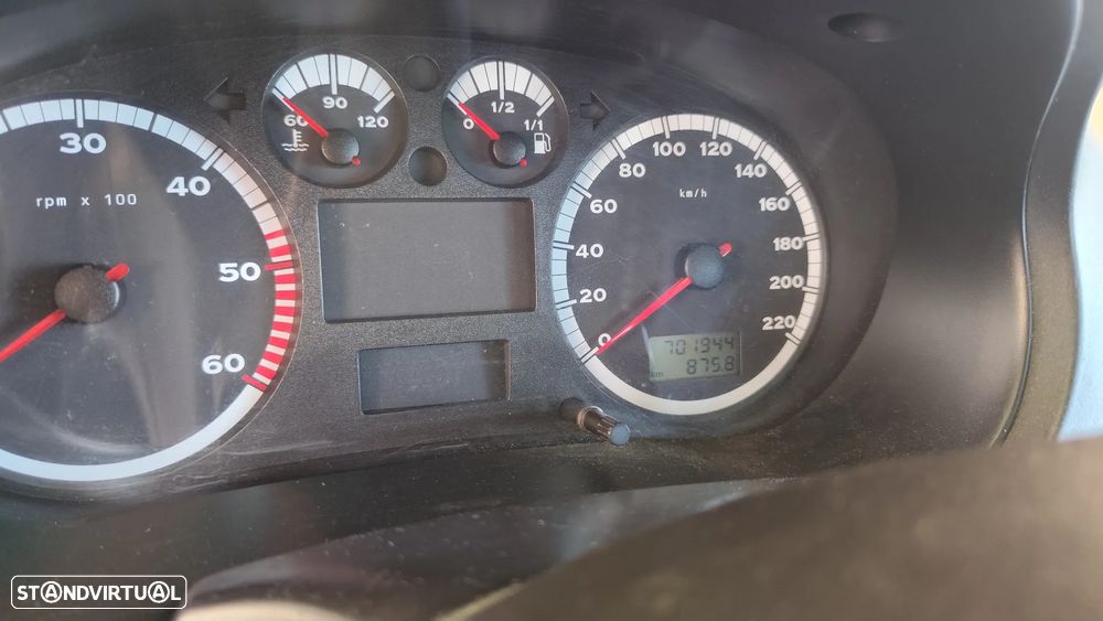 SEAT Cordoba 1.9 TDI Sport - 9