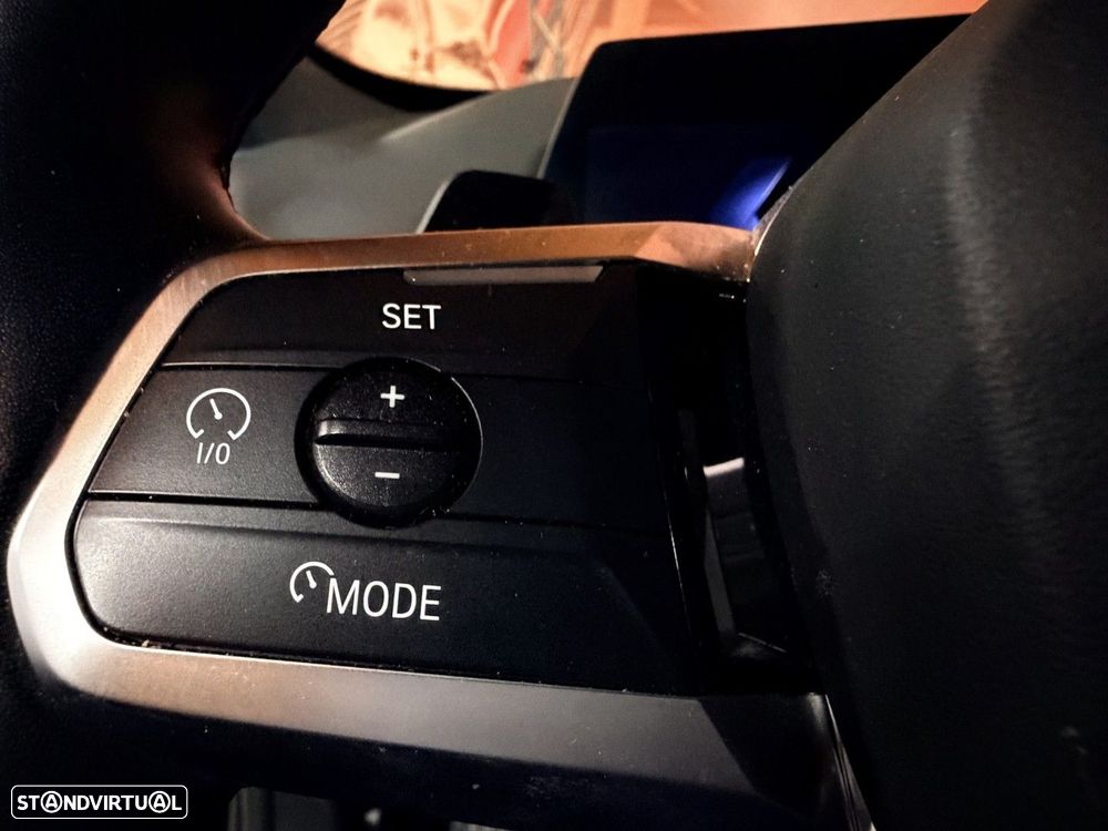 BMW iX1 xDrive30 Pack Desportivo M - 20