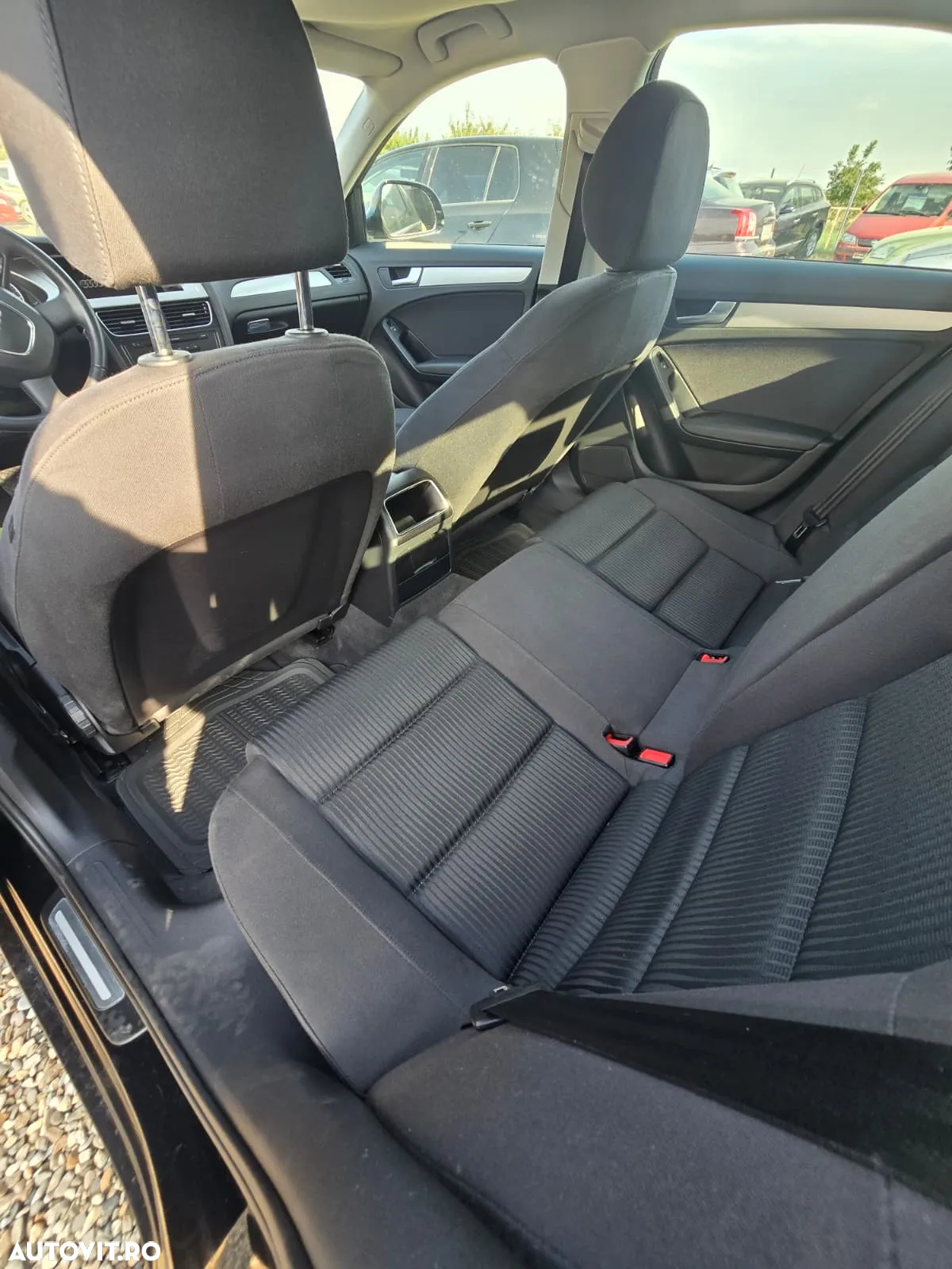 Audi A4 2.0 TDI DPF multitronic Attraction - 15