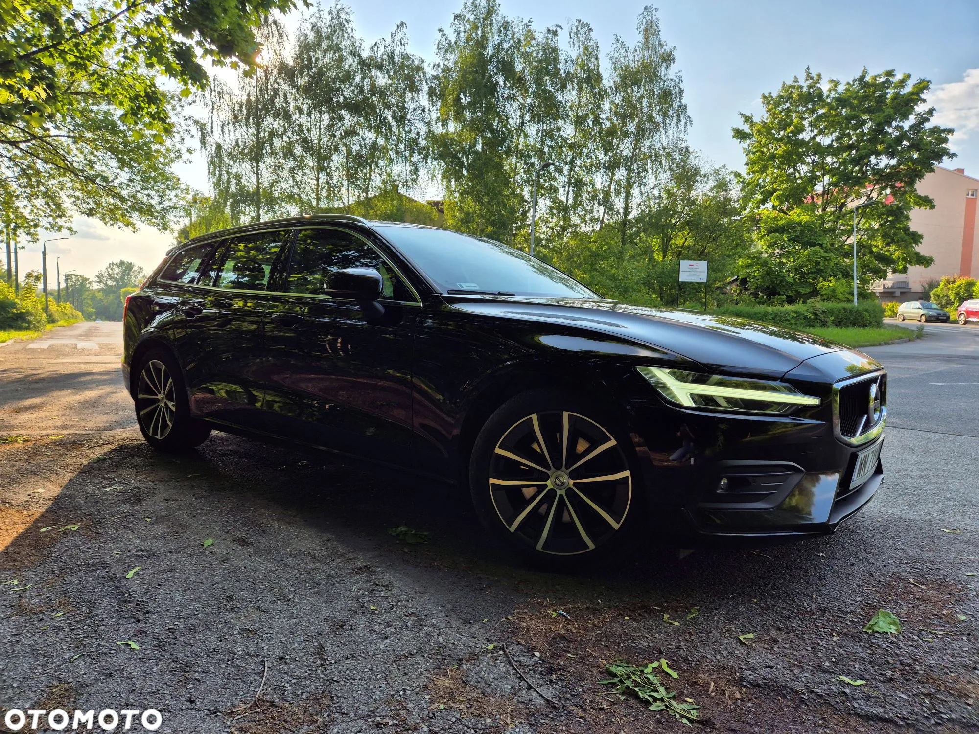Volvo V60 B4 B Momentum Pro - 22