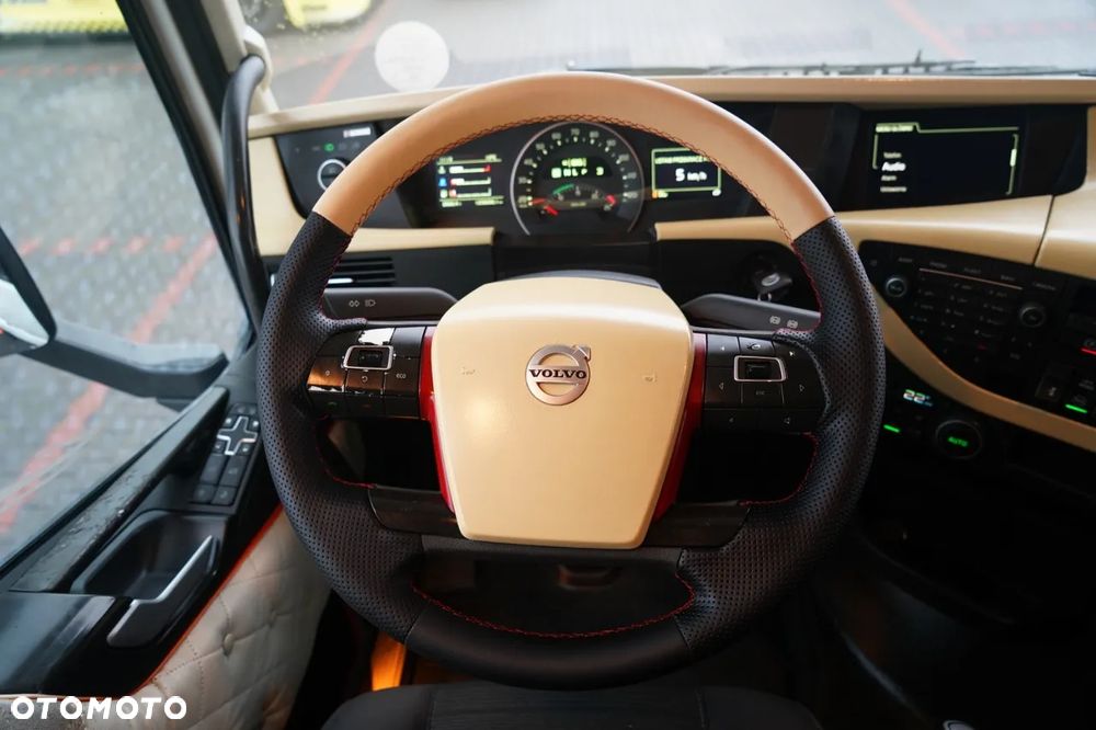 Volvo FH 460 /  KLIMA POSTOJOWA / STANDARD / I-SHIFT / - 30