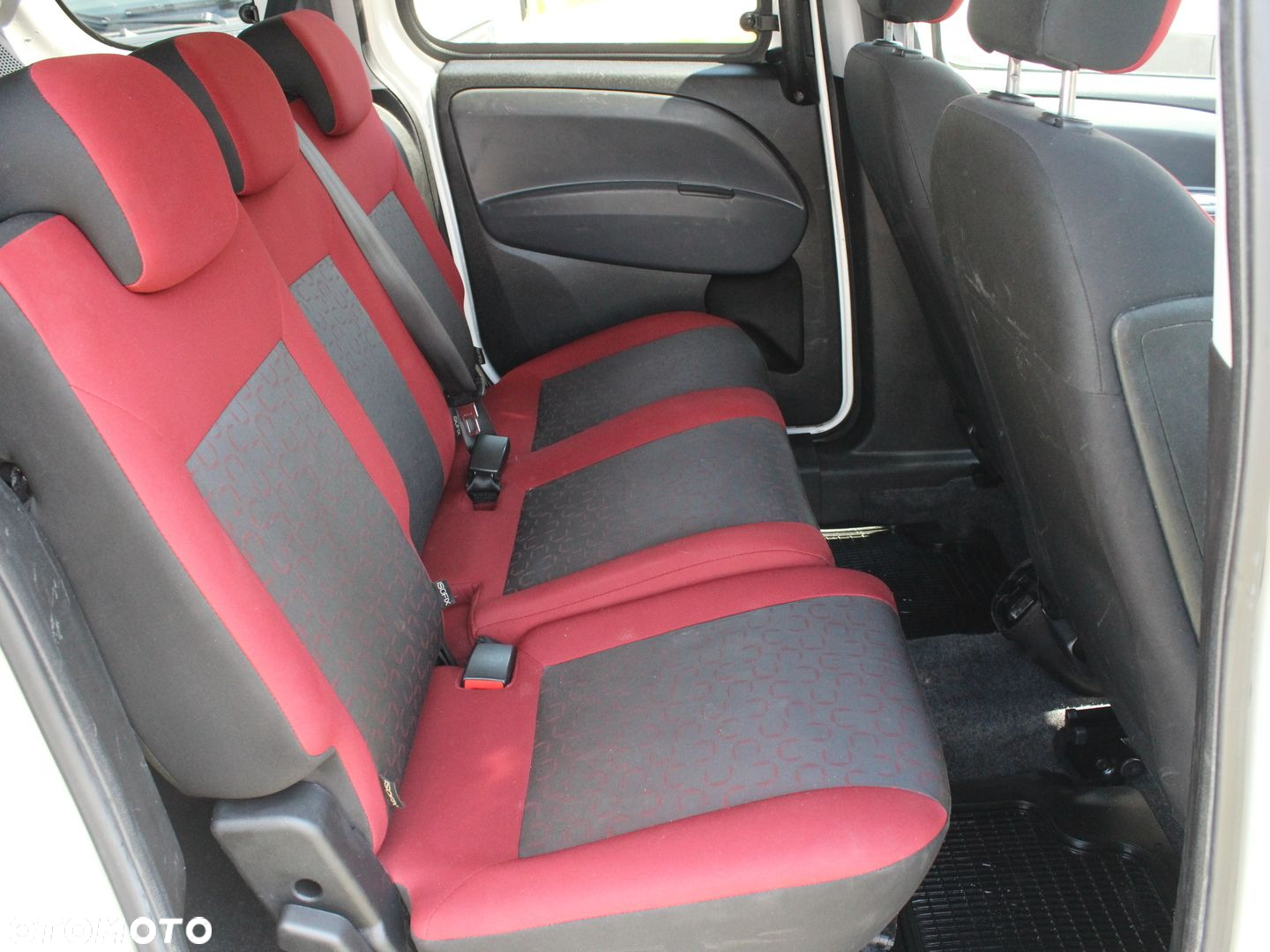 Fiat Doblo 1.4 16V Dynamic - 9