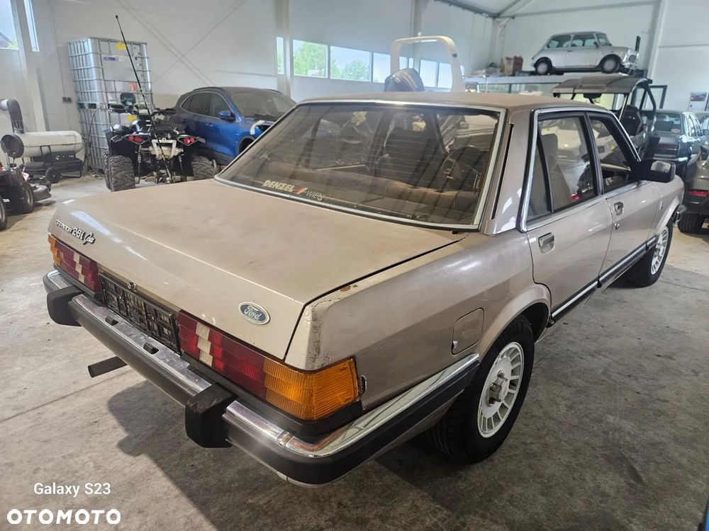 Ford Granada - 6