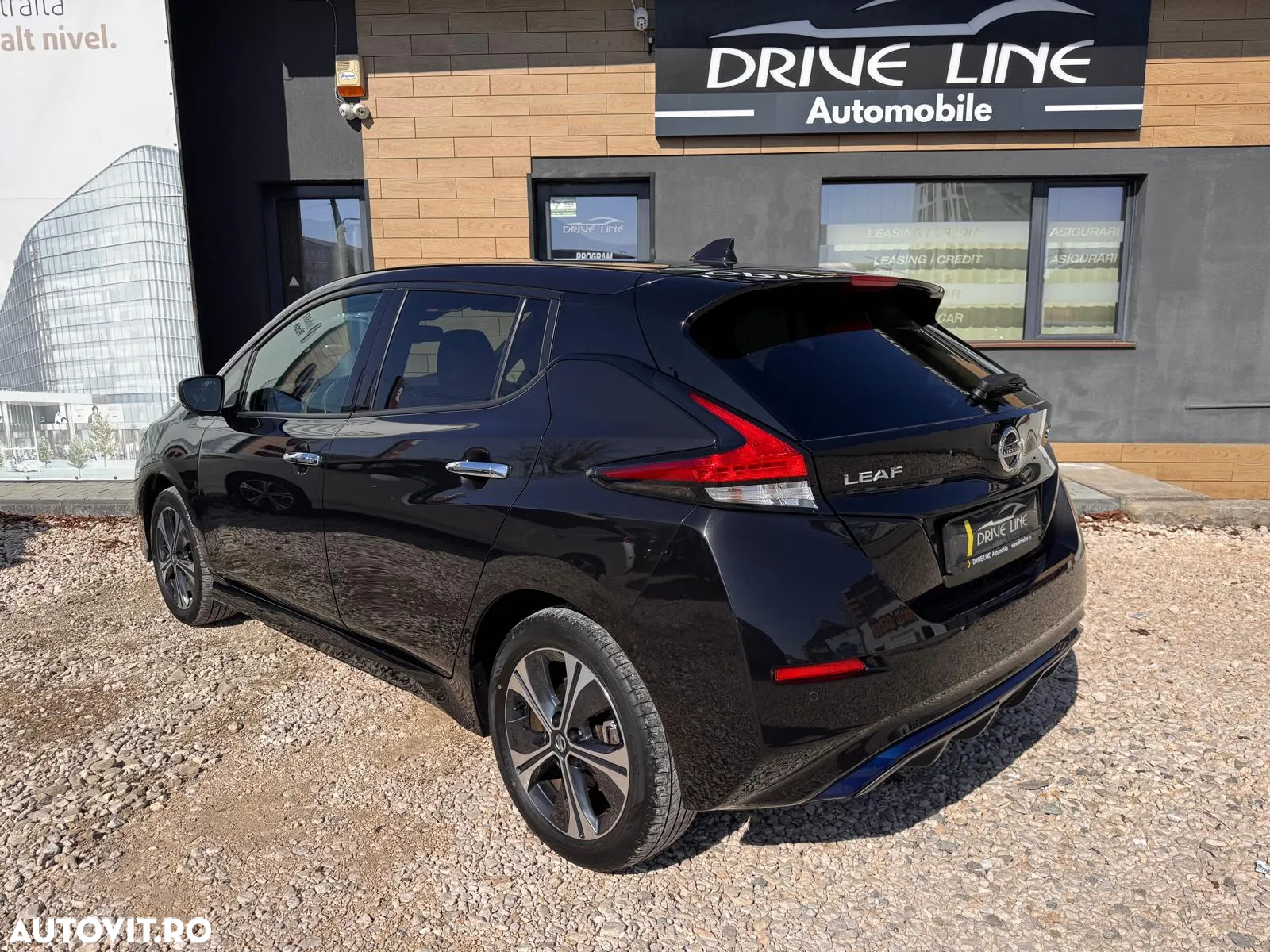 Nissan LEAF 62 kWh e+ N-Connecta - 10