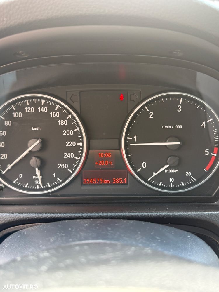 BMW Seria 3 320d - 12