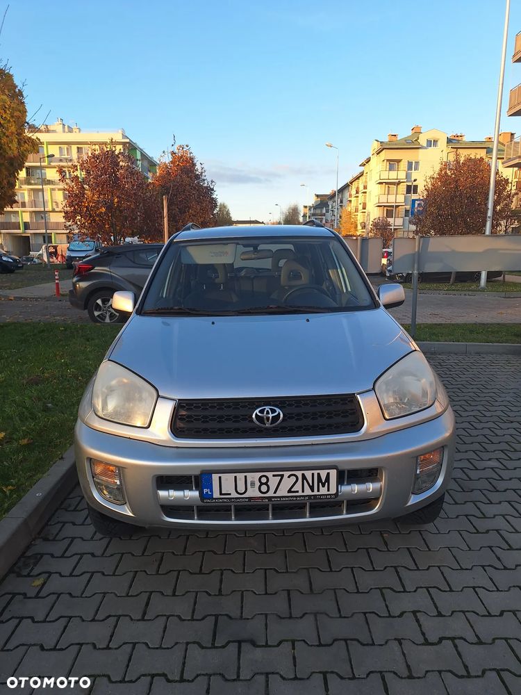 Toyota RAV4 2.0 VVT-i 4x4 - 1