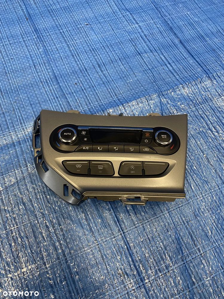 PANEL KLIMATYZACJI STEROWANIA KLIMATYZACJIĄ  NAWIEWU CLIMATRONIC FORD FOCUS MK3  BM5T18C612CL  BM5T-18C612-CL - 1