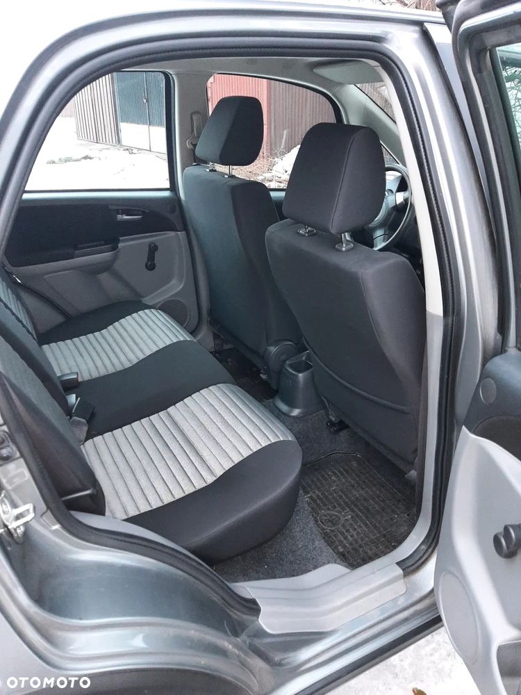 Suzuki SX4 1.6 Comfort 4WD - 7