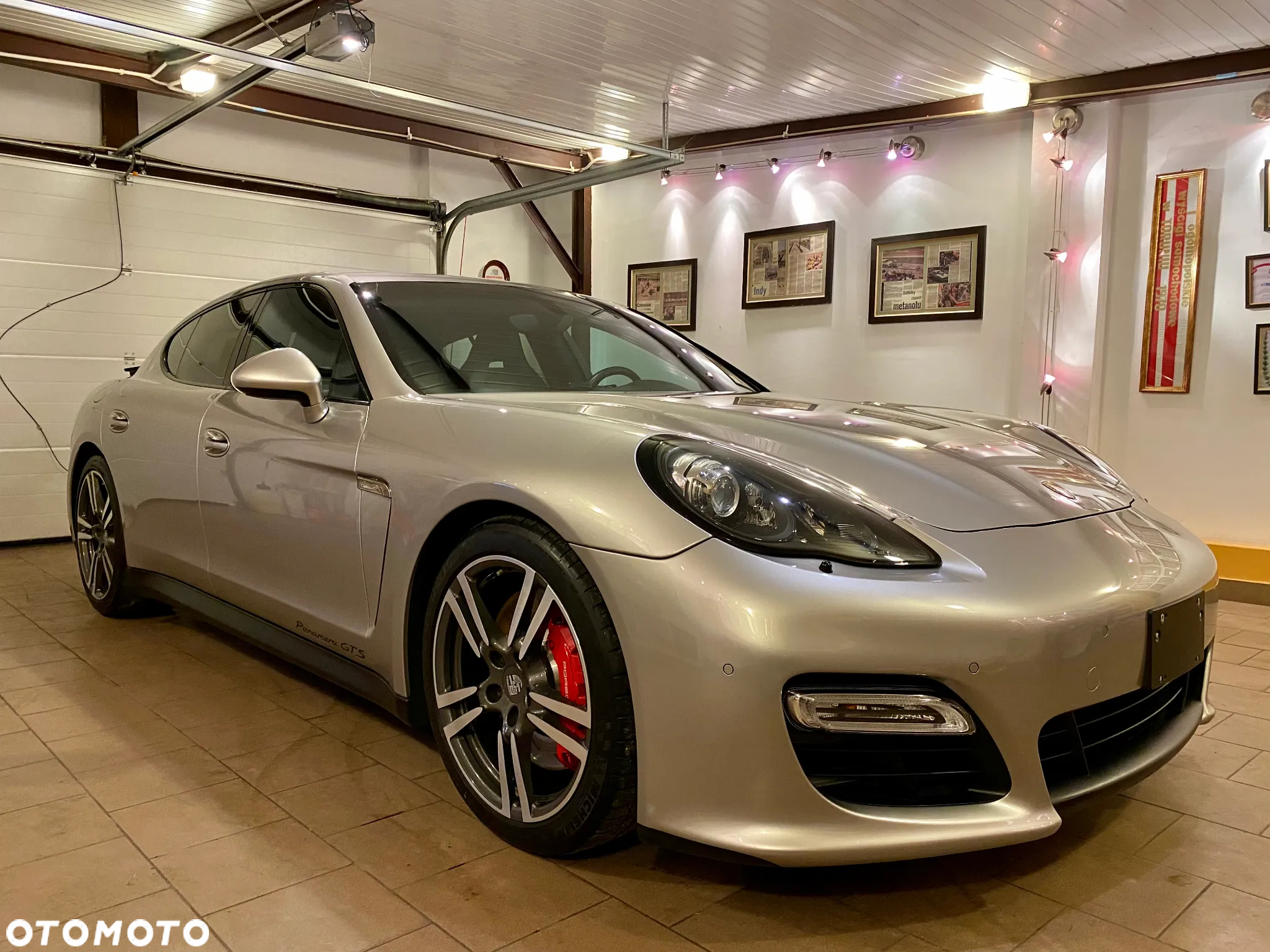 Porsche Panamera GTS PDK - 4