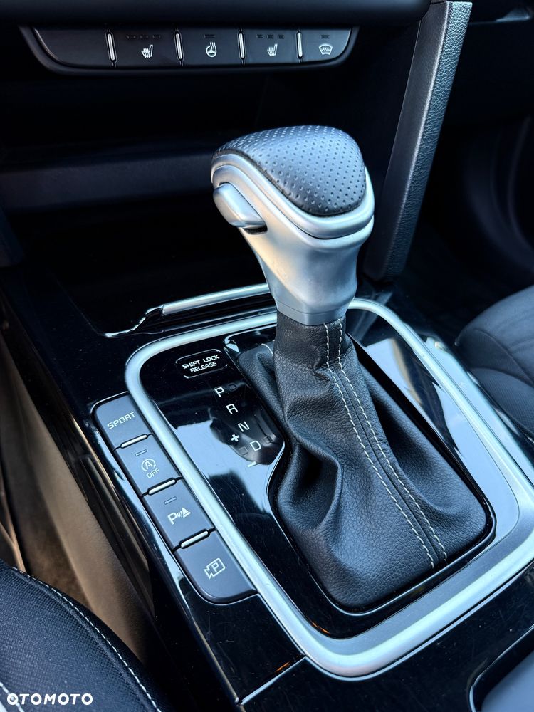 Kia ProCeed 1.5 T-GDI GT Line DCT - 25
