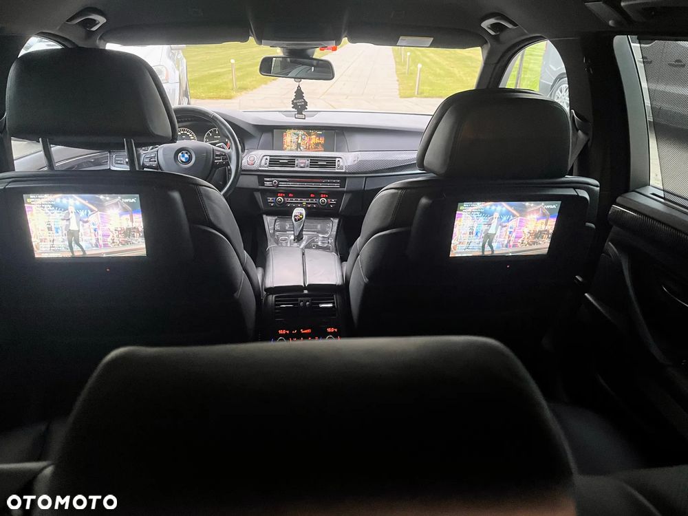 BMW Seria 5 M550d xDrive - 30