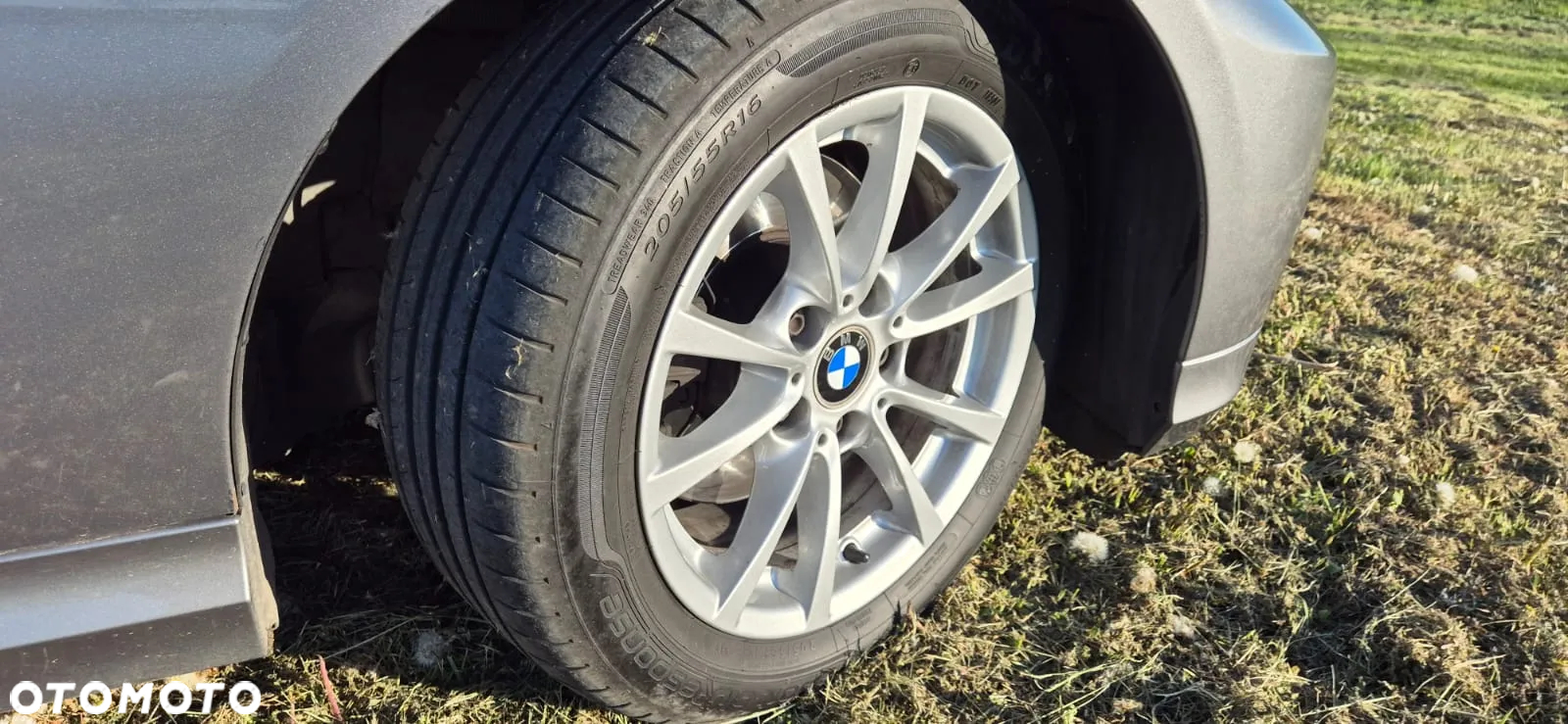 BMW Seria 3 318d - 14