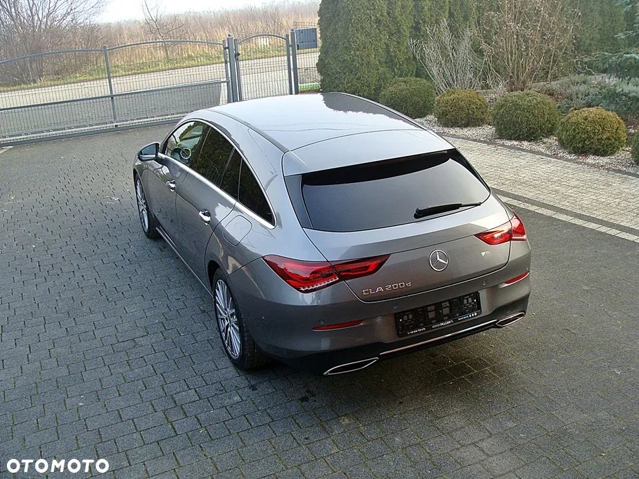 Mercedes-Benz CLA 200 d Progressive 8G-DCT - 31