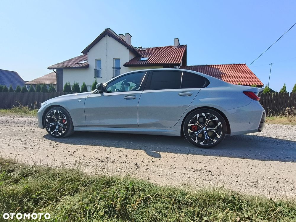 BMW Seria 3 330i xDrive M Sport - 31