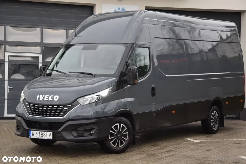 Iveco DAILY 35S18 Hi Matic  180Km 18M3 - 15
