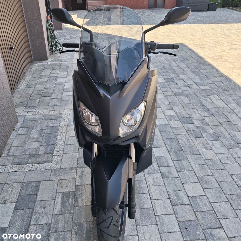 Yamaha X-max - 15
