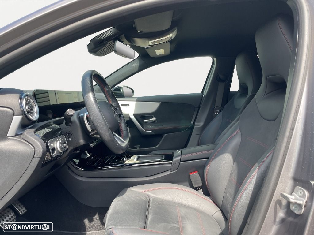 Mercedes-Benz A 250 e AMG Line - 9
