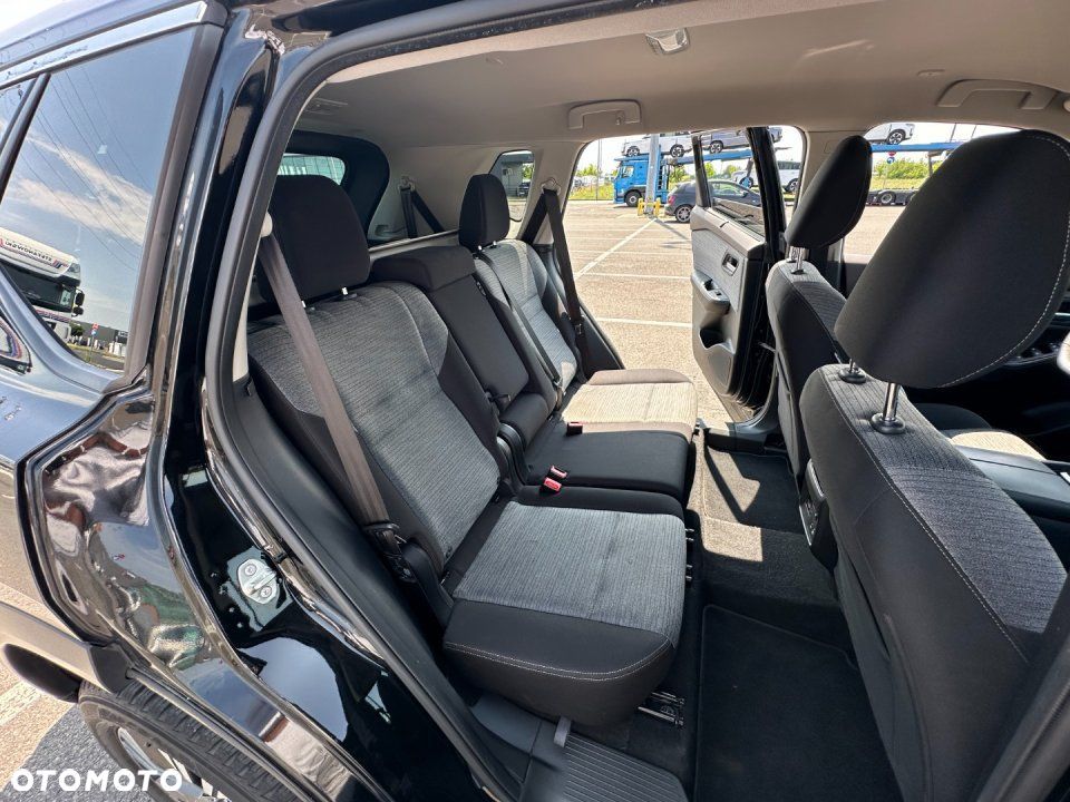 Nissan X-Trail - 8