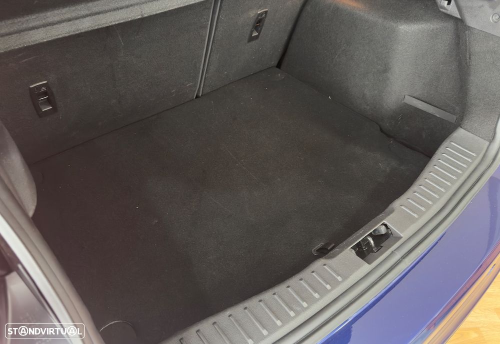 Ford Focus 1.0 SCTi Titanium - 13