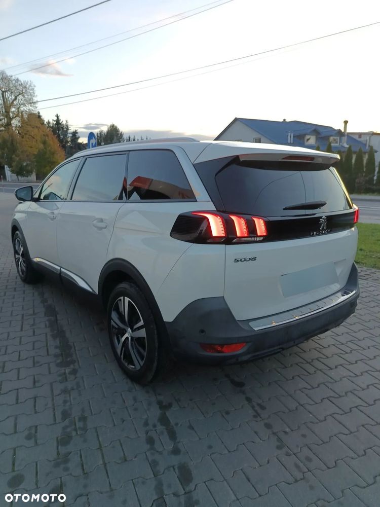 Peugeot 5008 1.6 THP Allure S&S EAT6 - 5