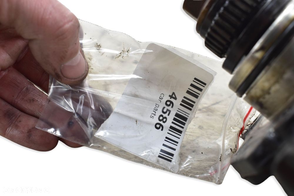 Pompa Wtryskowa MERCEDES W204 W212 2.2 CDI A6510701701 28297638 - 9