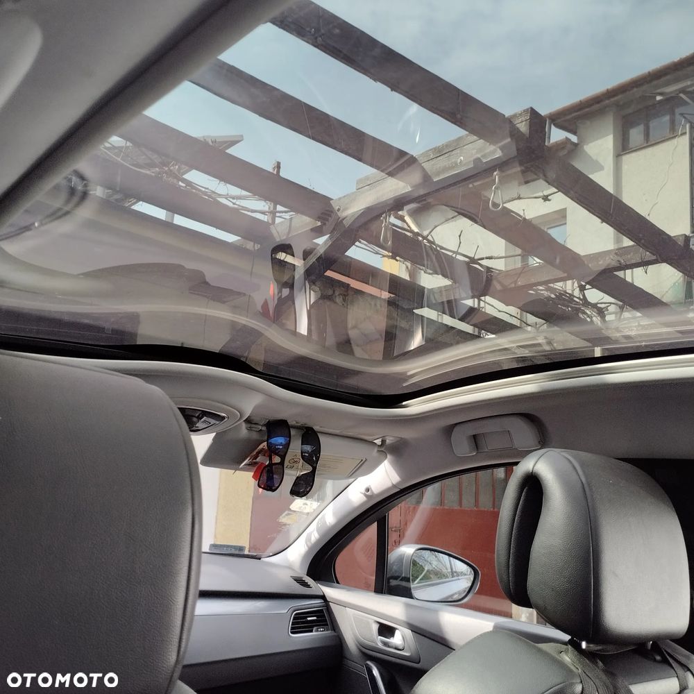 Peugeot 508 HDi FAP 140 Family - 12