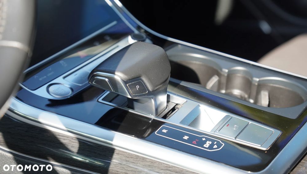 Audi Q8 55 TFSI quattro tiptronic - 31
