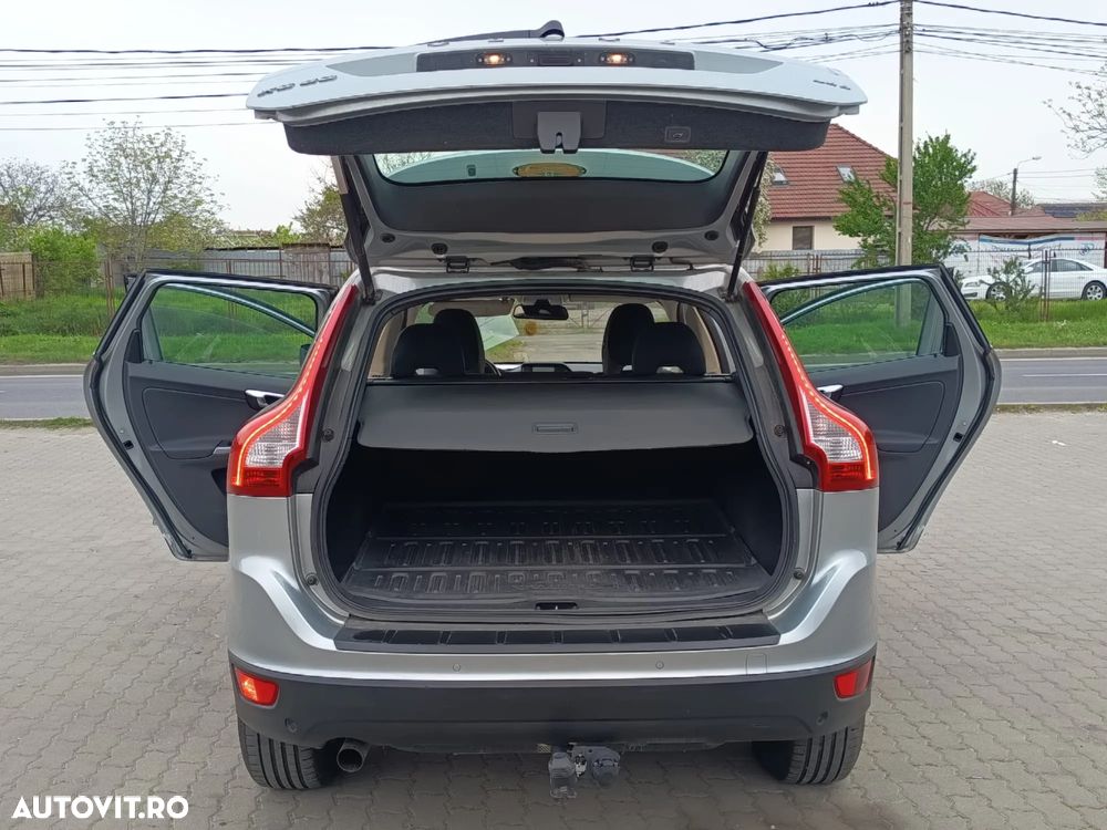 Volvo XC 60 - 8