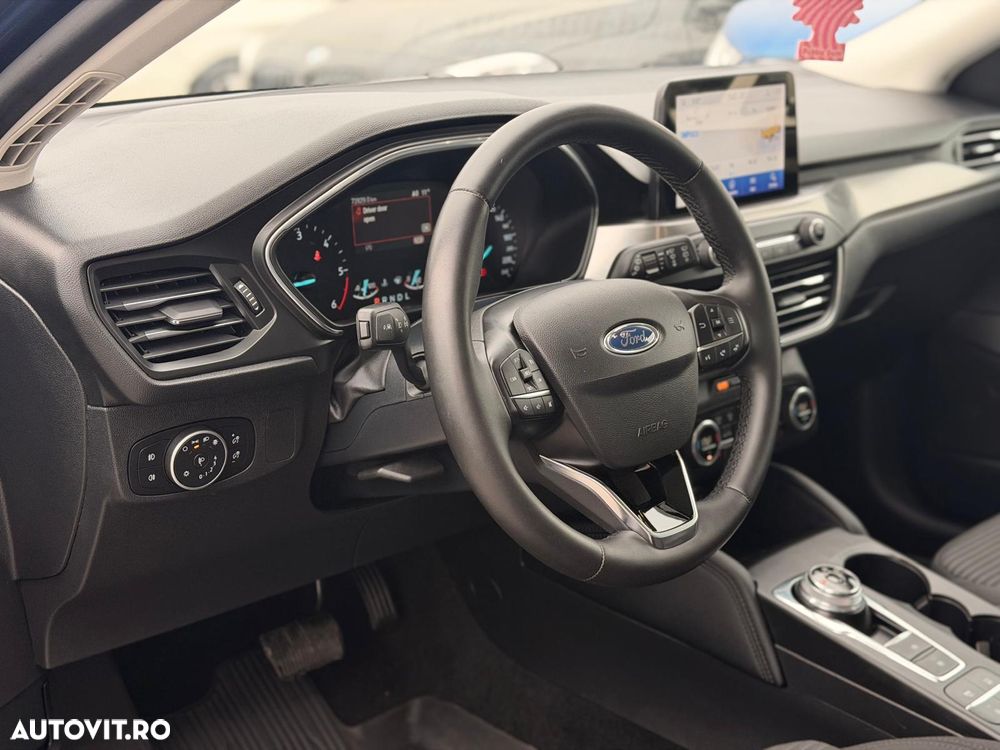 Ford Focus 2.0 EcoBlue Titanium - 12