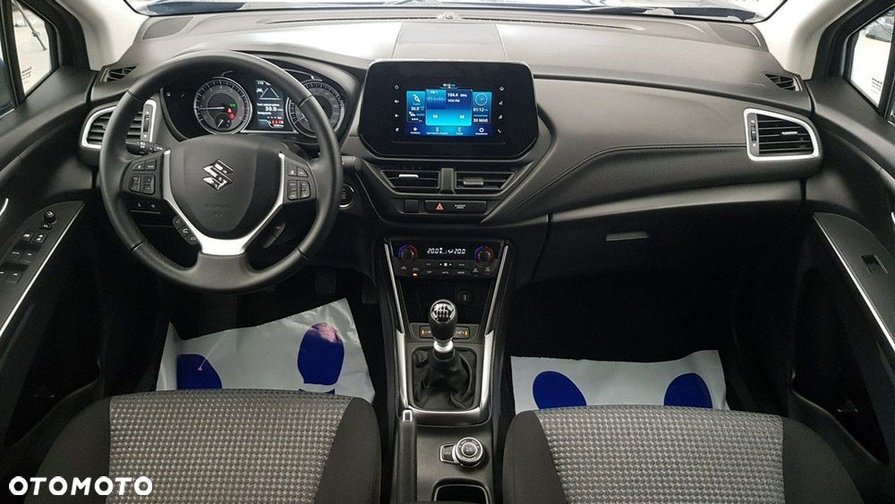 Suzuki S-Cross - 14