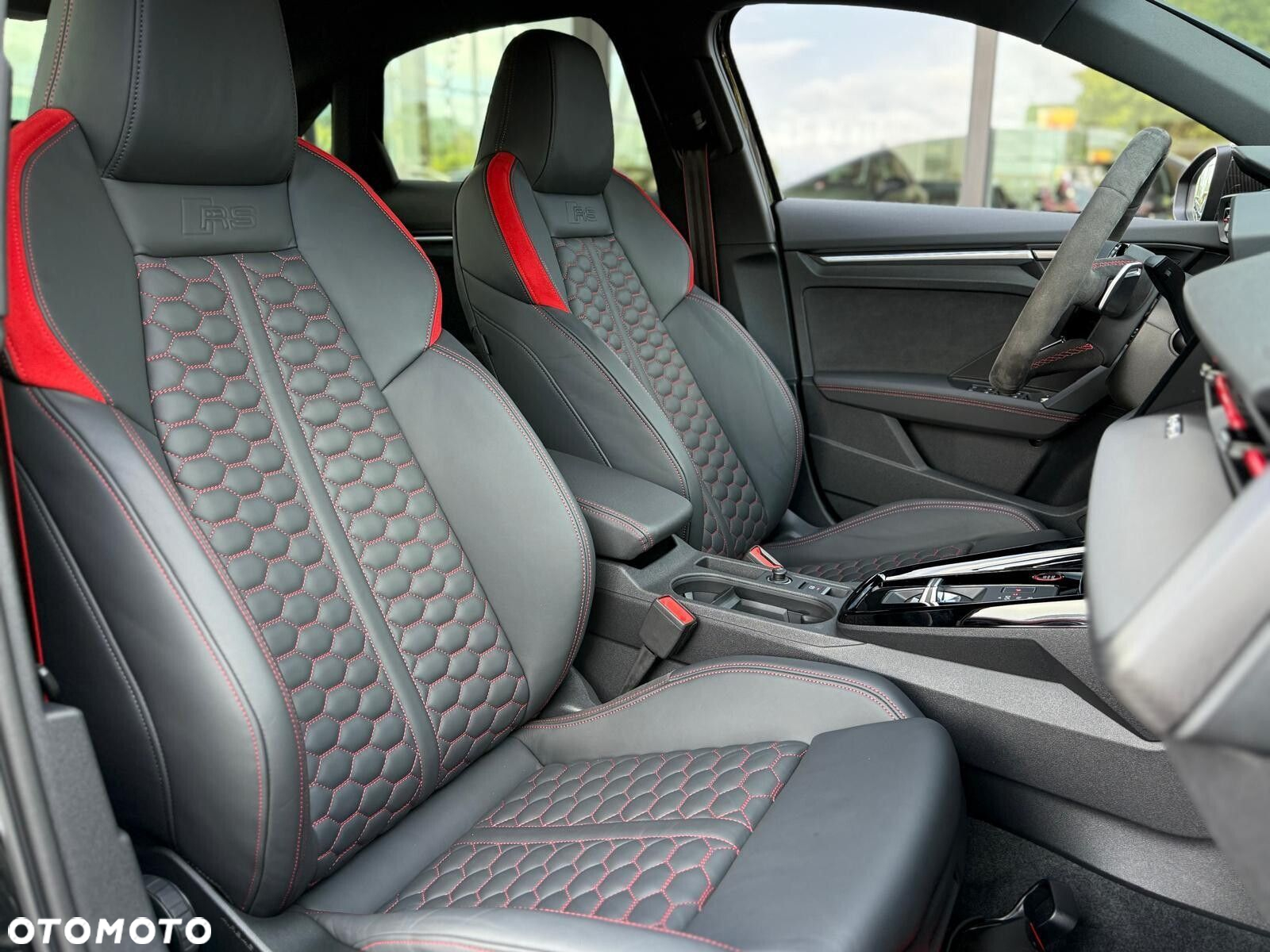 Audi RS3 Limousine - 14