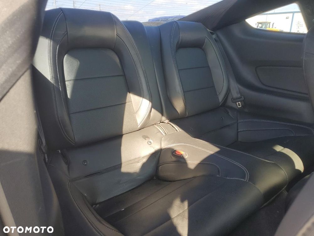 Ford Mustang 2.3 EcoBoost - 11