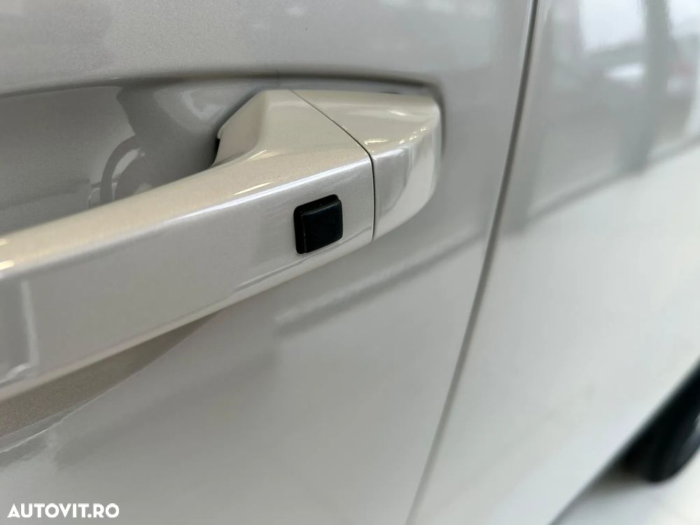 SsangYong Torres - 12