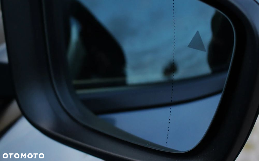 BMW Seria 3 318d Sport Line - 22