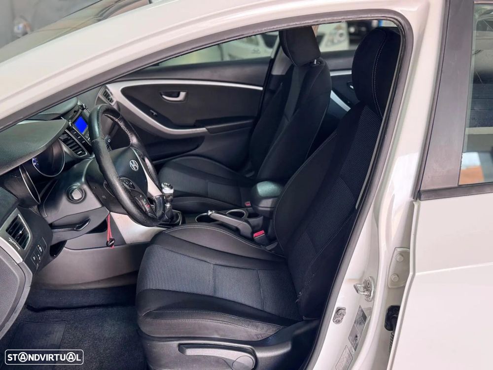 Hyundai i30 1.4 CRDi Active - 7