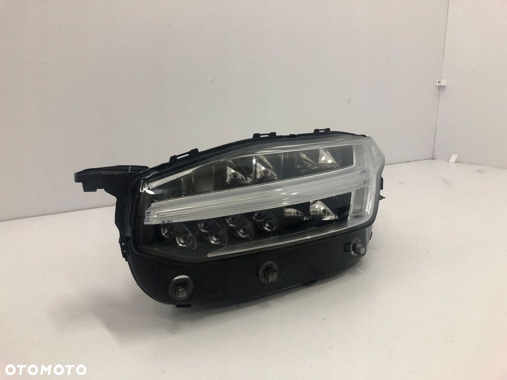 VOLVO XC90 II LIFT FULL LED LAMPA LEWY PRZÓD 32342482 - 2