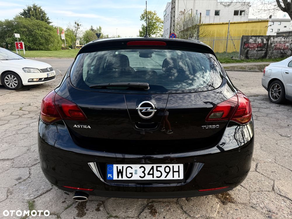 Opel Astra 1.6 Turbo - 5